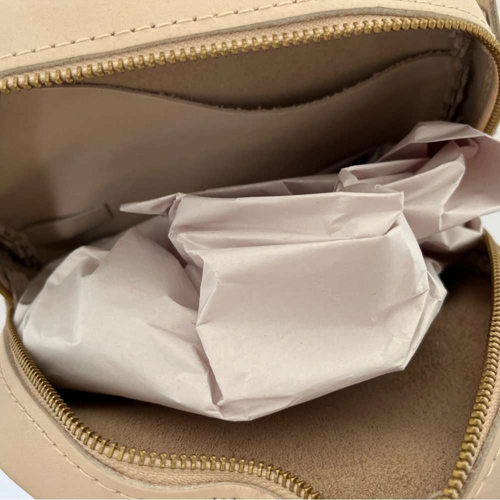 Portland Leather Circle Crossbody Large Bone - Picture 5 of 8